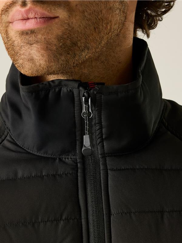 Regatta Professional Pro Universal Hybrid Jacket Adult in Black/Classic Red